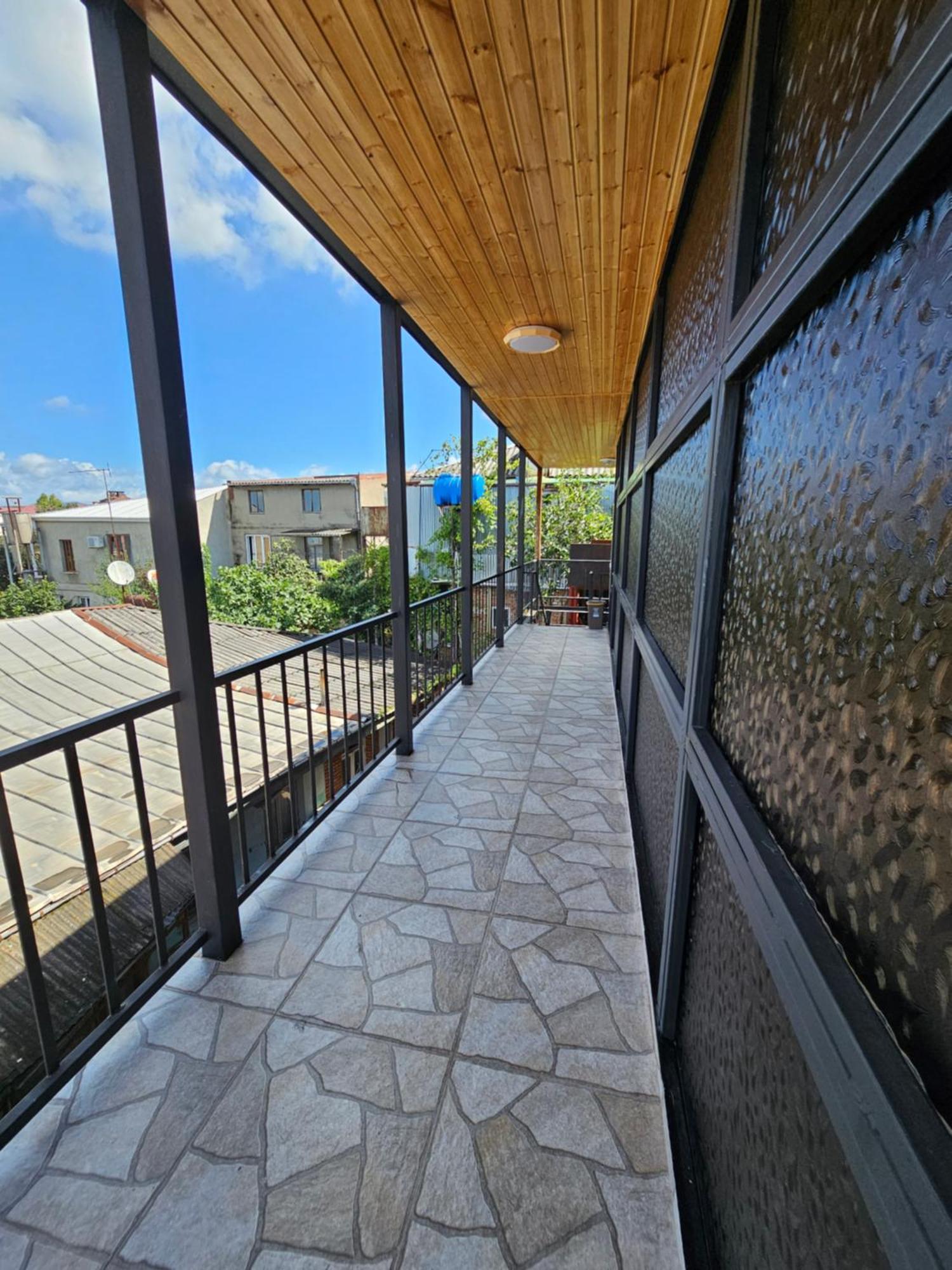 Guest House Amo Кутаїсі Екстер'єр фото